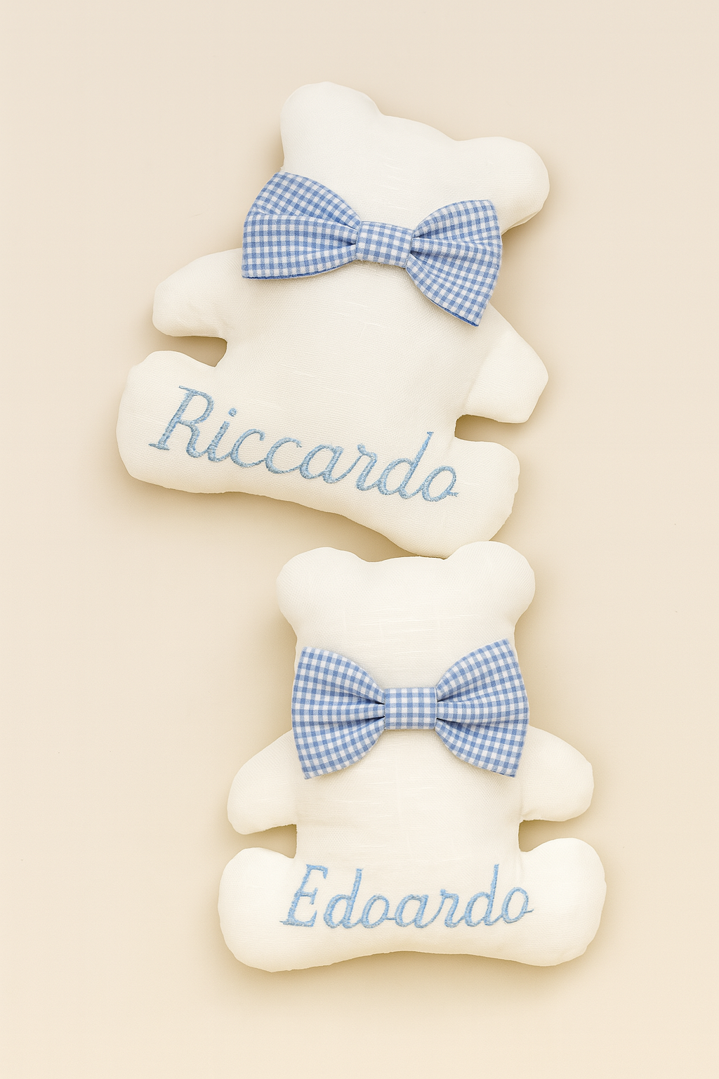 🧸 Orsetti in Lino Personalizzati con Nome e Fiocco – Idea Regalo Unica per Nascite, Battesimi e Camerette