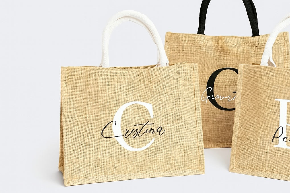 👜 Borsa in Juta Personalizzata con Iniziale – Decorata a Mano
