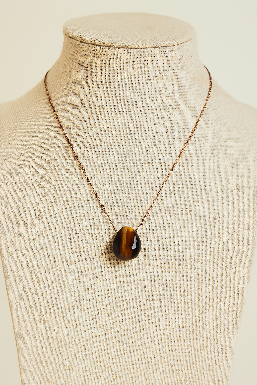 Collana in Occhio di Tigre Fatta a Mano – Forza, Protezione e Stile Naturale