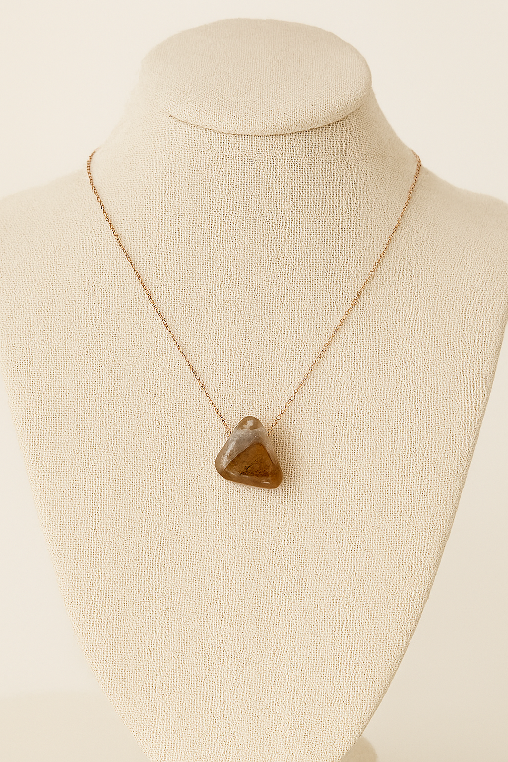 Collana in Quarzo fumé Fatta a Mano – Eleganza e protezione naturale