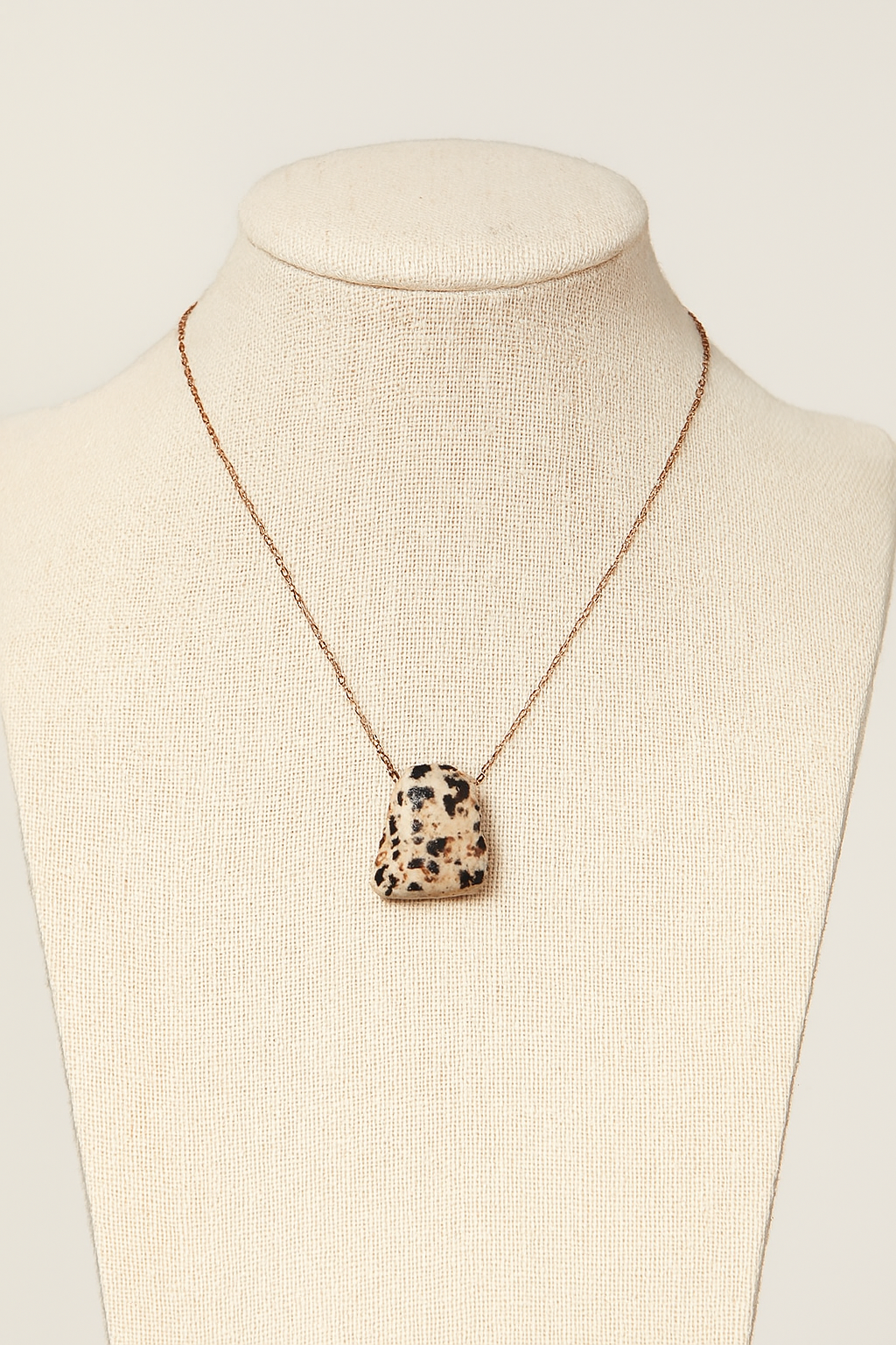 Collana in Diaspro dalmata Fatta a Mano - energia positiva