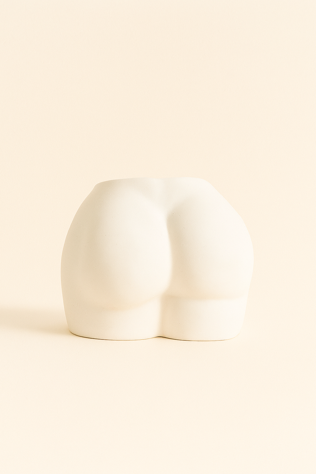 Vaso hand-made in gesso