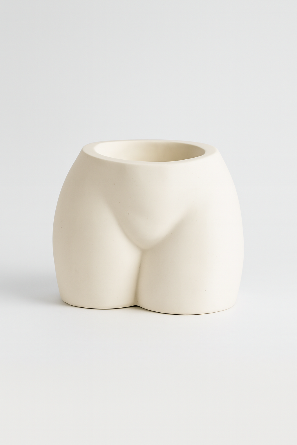 Vaso hand-made in gesso